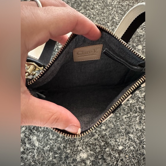 Clare V Checker wallet pouch with tabs and strap - Picture 5 of 9